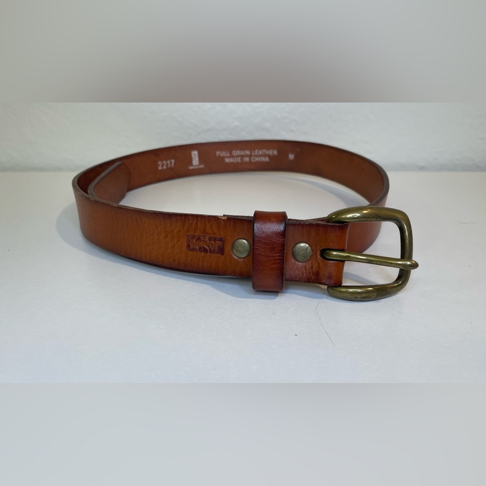 Levi's Men’s Vintage Brown Leather Belt with Solid Brass Buckle Size‎ M (27”)
